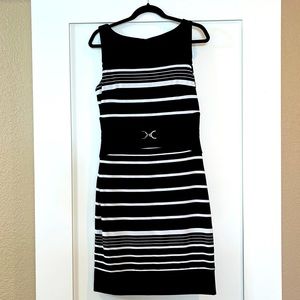 Like new  White House Black Market sleeveless sheath cotton dress